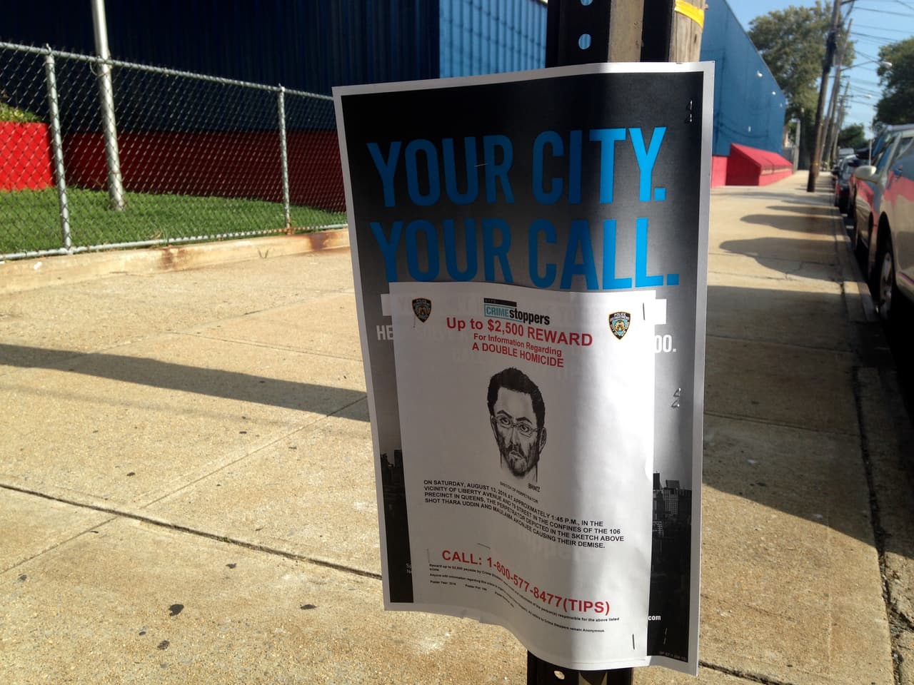 La policía divulgó afiches del sospechoso en Ozone Park