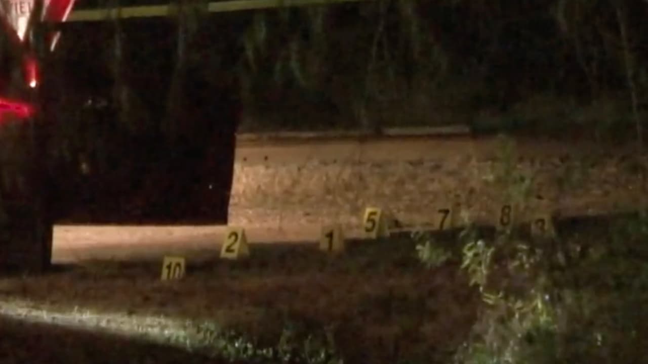 Los investigadores creen que pudo haber sido un robo fallido.