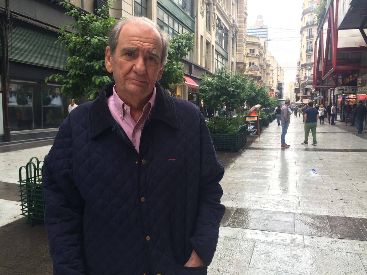 Juan Pablo se dedica a los negocios inmobiliarios: “Yo no creo que sea un escándalo donde apareció el presidente. Macri formaba parte de un directorio, no tenía honorarios ni cuentas, era un tema comercial. No siento que estuviera involucrado en algo no correcto. Igual, es bueno que se investigue, para eso está la justicia.”