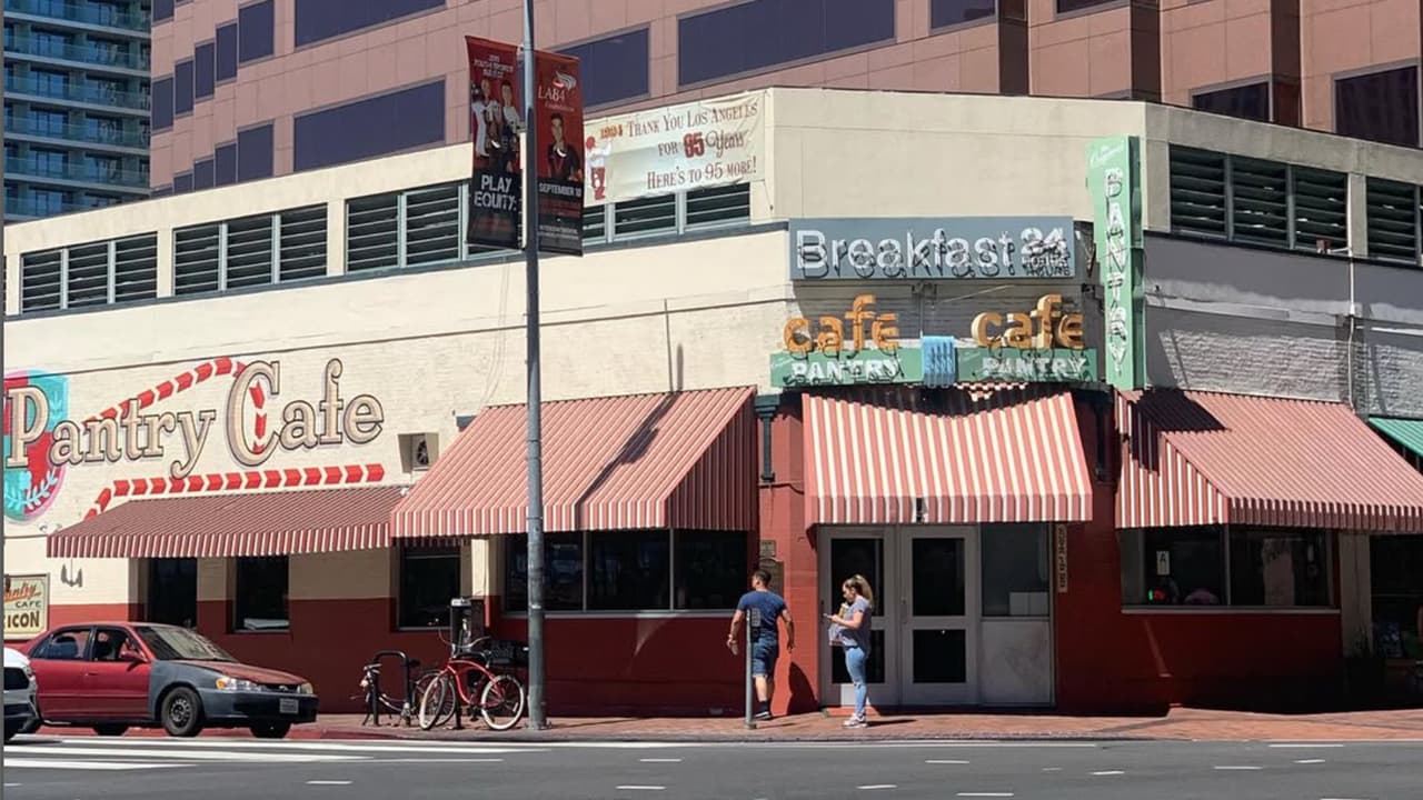 Cierra emblemático restaurante The Original Pantry en Los Ángeles tras más de 100 años de historia