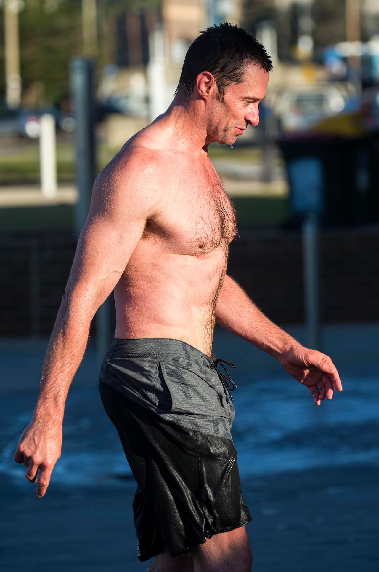 Hugh Jackman disfruta de las playas australianas.