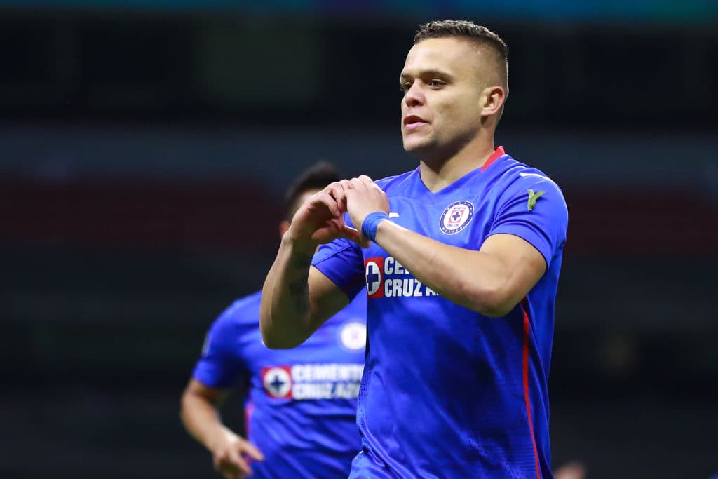 Cruz Azul derrotó al Toluca en el Estadio Azteca | Los cementeros pasaron sobre los de Cristante y son líderes momentáneos del Guard1anes 2021.