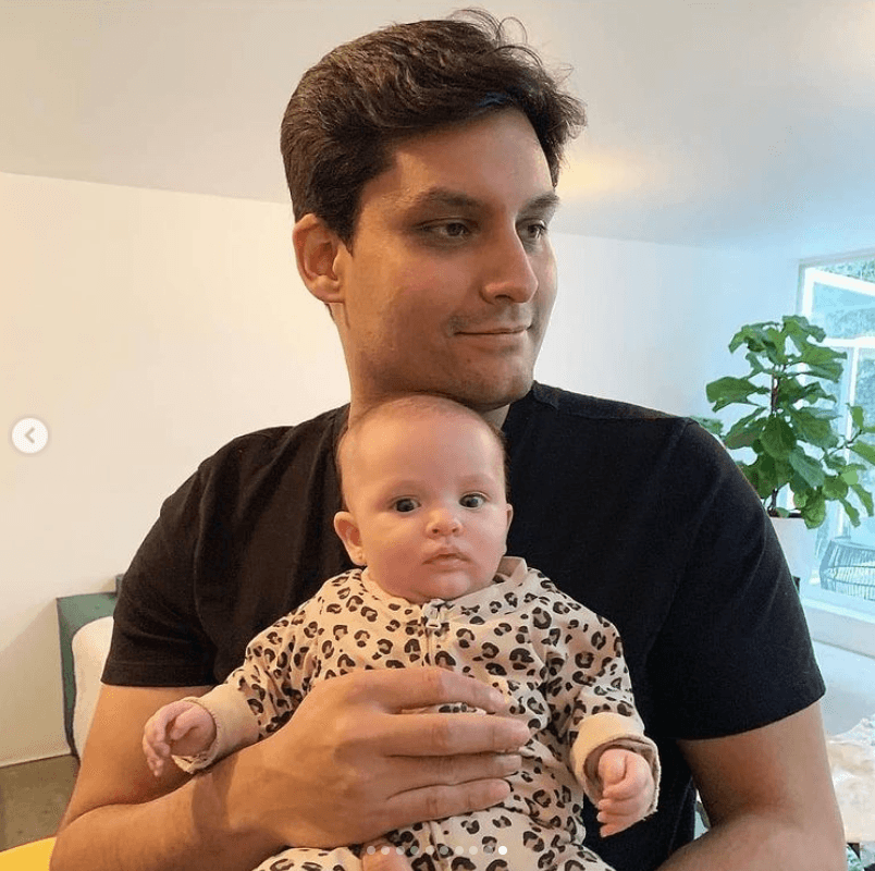 Debido a que en México se vivía en pleno la ola de contagios por covid-19, la actriz y su hijo decidieron esperar para
<b><a href="https://www.univision.com/shows/despierta-america/el-hijo-de-lucia-mendez-no-prohibe-visitar-nieta" target="_blank">que ella conociera a la bebé. </a></b>
<br>