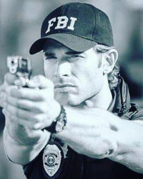 Este personaje es parte de la película "Dos policías en apuros". ¿Te gusta cómo se ve?