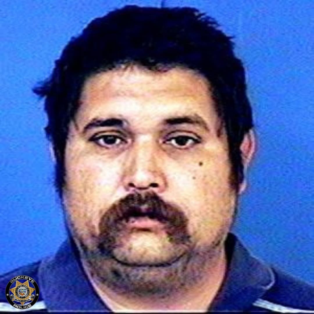 <b>David Sifuentes, 40 años.</b>
<br>
<br>Se le vio por última vez cerca de Thomas Rd. y Cerrado Way. Se agradece compartan datos al 623-349-64-11.