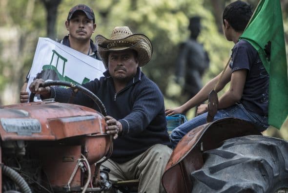 A pesar de que inicialmente el Zócalo capitalino estaba programado como el punto final del recorrido, la marcha tuvo que cambiar su ruta hacia Gobernación.  