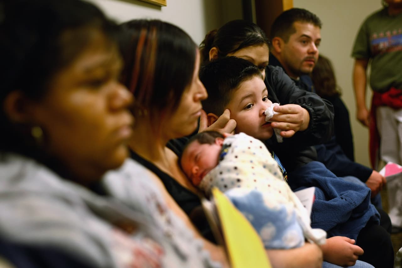 Niños inmigrantes con estatus legal tendrán seguro de salud de Florida