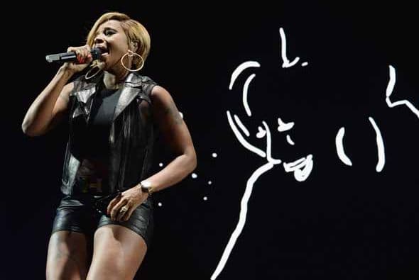 Escenarios llenos de tecnología, color y tramoyas, las estrellas de la música más coloridas y un clima envidiable hacen del Festival del Valle de Indio un experiencia que vale la pena repetir. ¿Vienes al segundo fin de semana de Coachella? ¿Quieres ver más fotos ?: