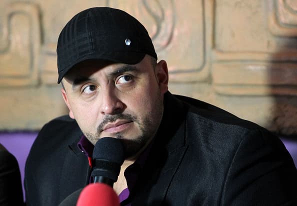 Tras varios meses de darle vuelta al asunto y no ser muy claros sobre este tema, Juan Rivera rompió el silencio y reveló qué sucedió entre ellos. 
<br>