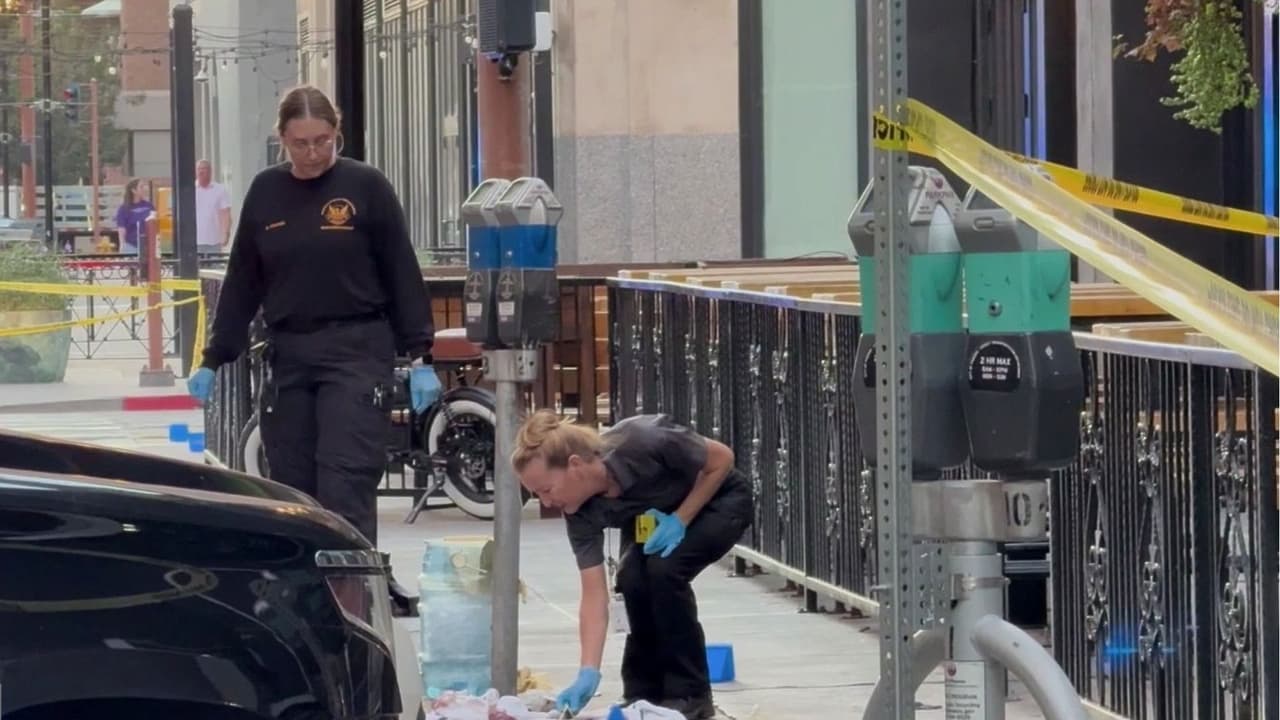 Hombre es apuñalado en el centro de Phoenix: Logró llegar herido a un bar para pedir ayuda