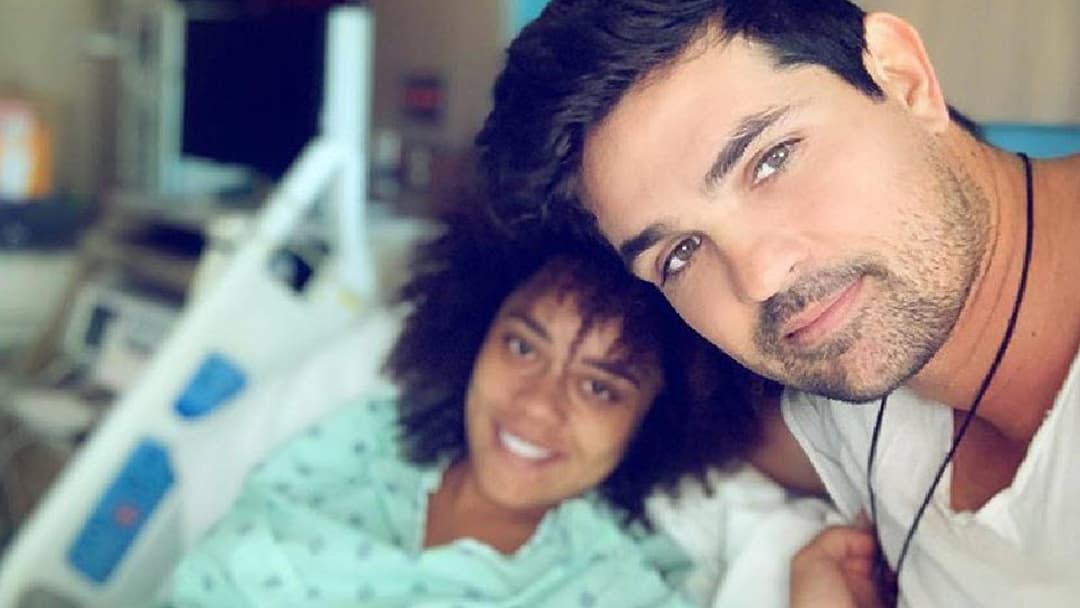 Ferdinando Valencia y Brenda Kellerman también compartieron que su pequeño ya no está conectado "a tantos cables" de los instrumentos médicos que lo estaban auxiliando y dieron algunos detalles sobre lo que les han dejado saber los especialistas que atienden a Dante.