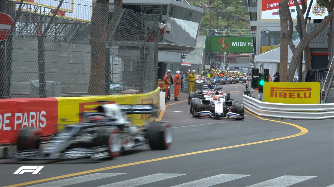 Sorpresiva calificación en el circuito callejero del Principado de Mónaco, Ferrari regresa a una Pole position de la mano de Charles Leclerc, el piloto que corre en casa.