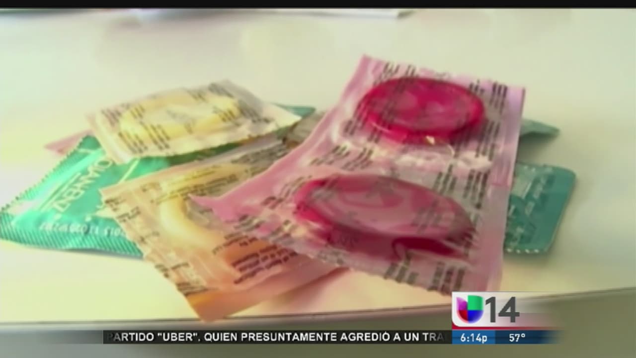 Aprueban proveer de condones a estudiantes de secundaria en San Francisco