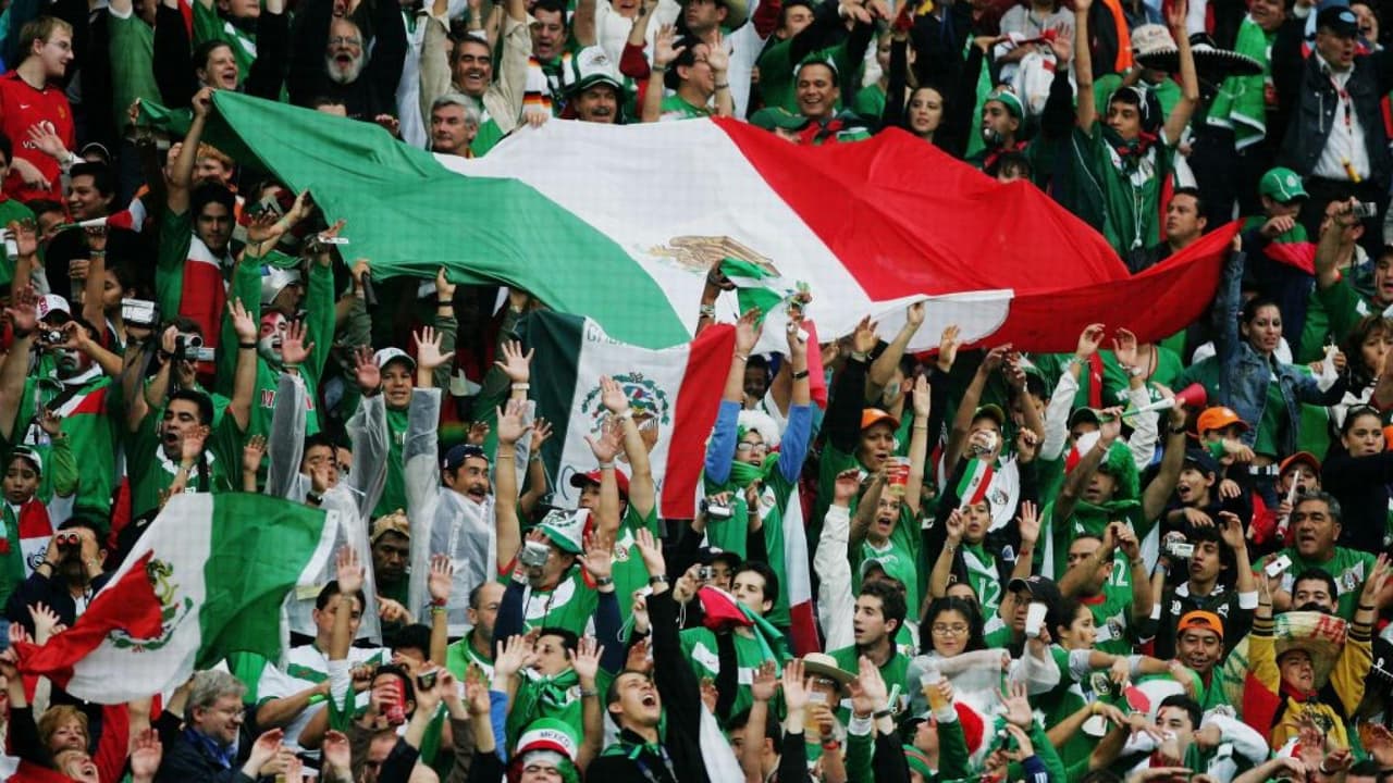 México endurece medidas para partidos del ‘Tri’: quienes lancen gritos homofóbicos serán expulsados por 5 años