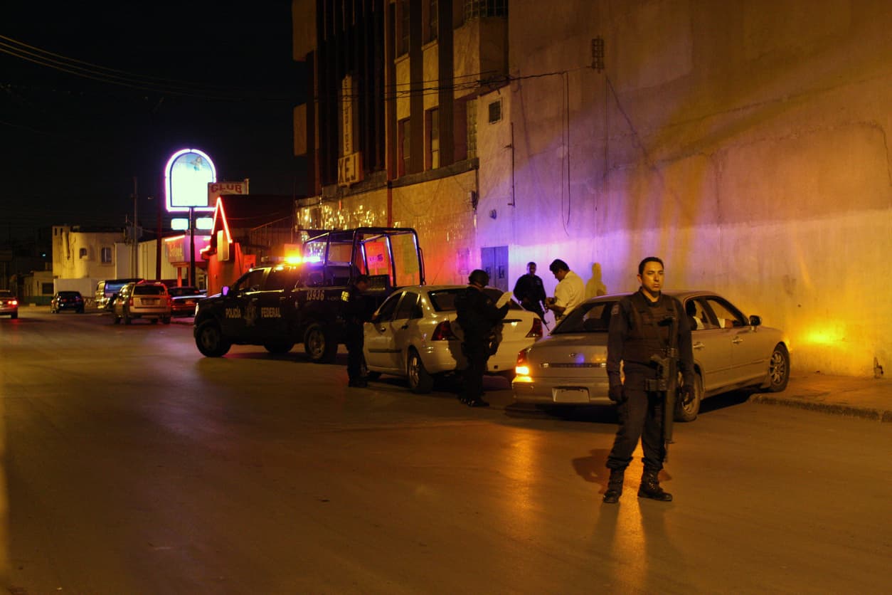 <b>Kimberly</b> quedó con lesiones severas en un ojo y en el hombro, pero al momento de ser atendida, aparentemente responsabilizó a su exnovio del atentado.