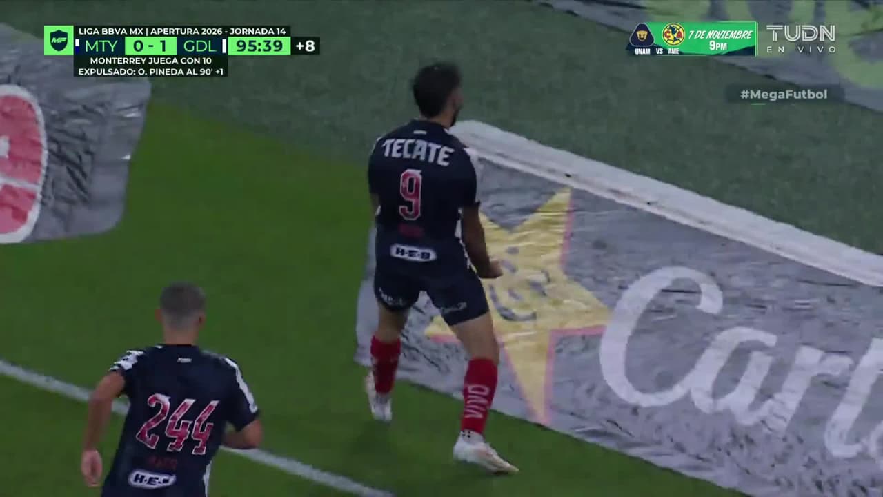¡Minutos de locura! Rossi había empatado pero el árbitro marca una mano previa y se anula