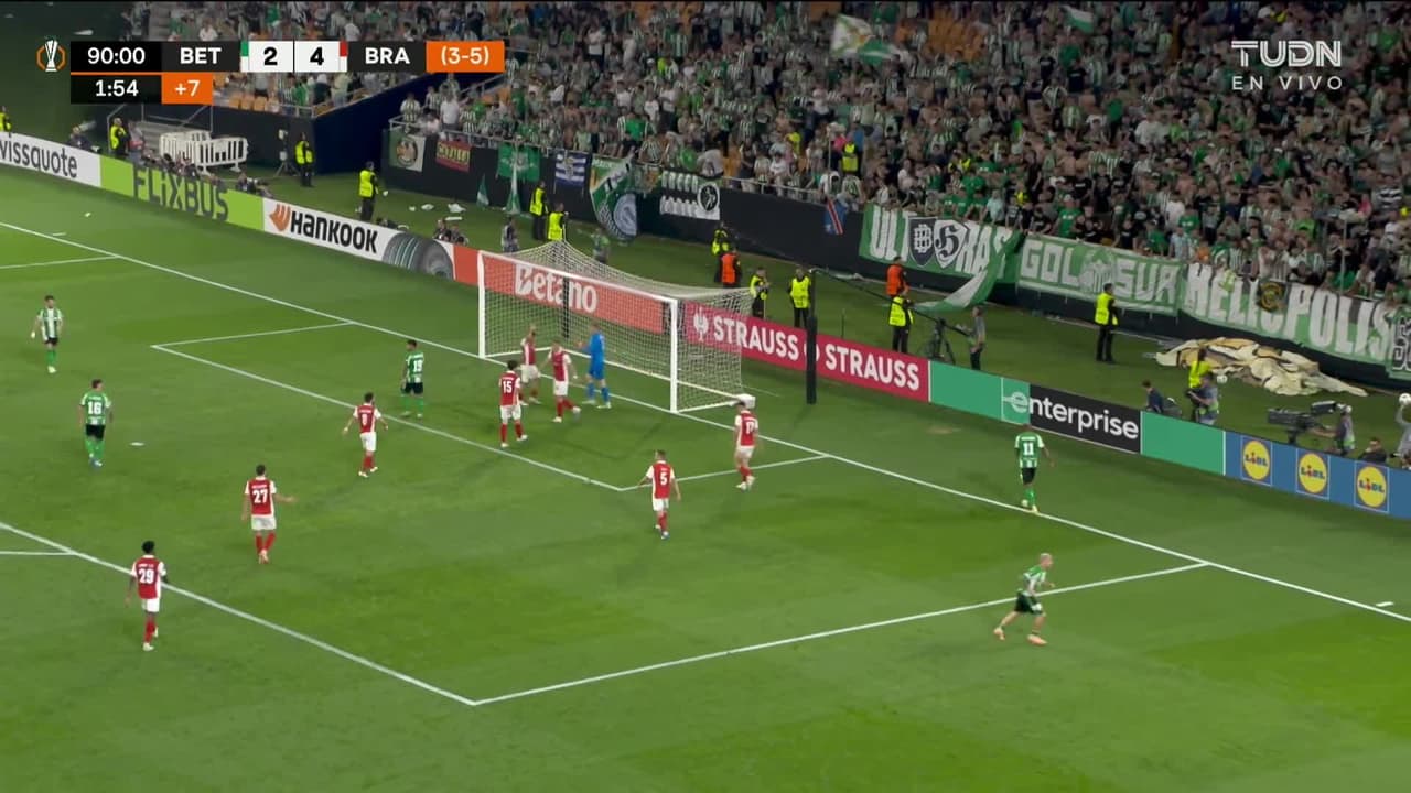 ¡TIRO ATAJADO! disparo por Pablo García.