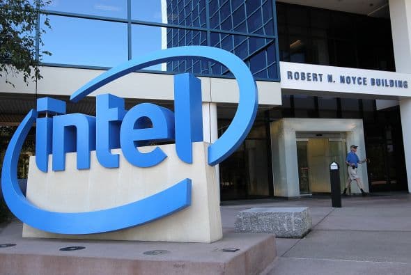9. INTEL- ¿Estás especializado en las áreas de software, hardware, fabricación e arquitecturas de teléfonos inteligentes, y buscas empleo? Intel está dando la oportunidad a 1,200 personas de que puedan formar parte de su equipo en sus oficinas de diferentes partes del mundo.