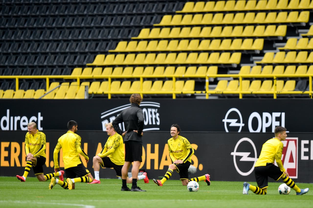 Se extremaron las medidas sanitarias para garantizar la continuidad de la Liga alemana. Se jugó a puerta cerrada y se limitaron los accesos.