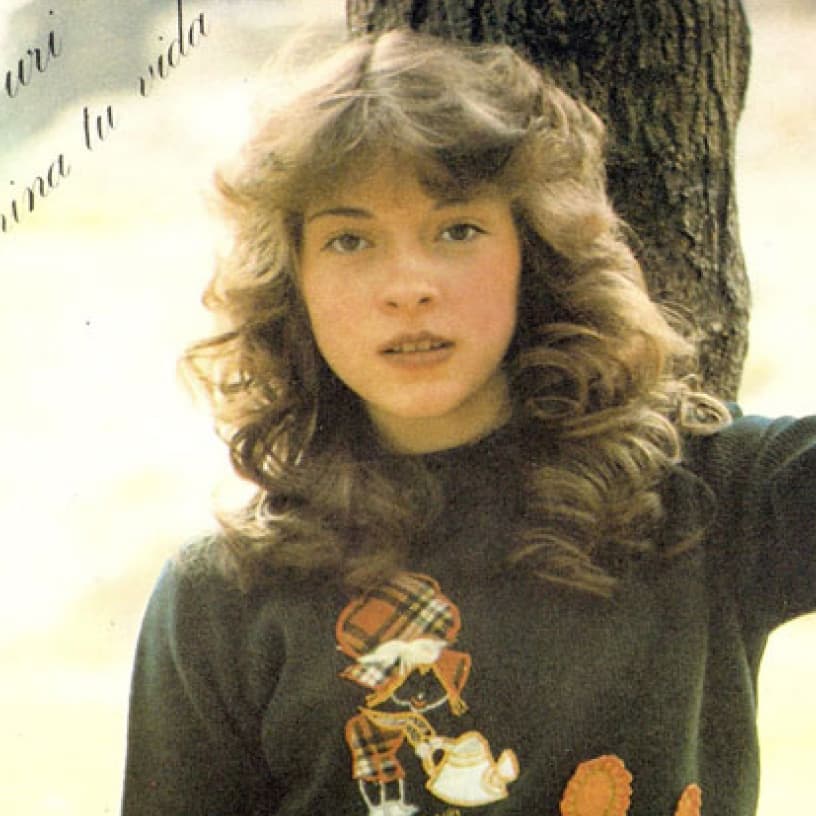 En el festival OTI de 1979 Yuri se convirtió en la intérprete más joven en participar. 
<br>