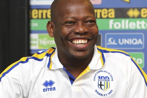 Asprilla lanzaría su propia marca de condones