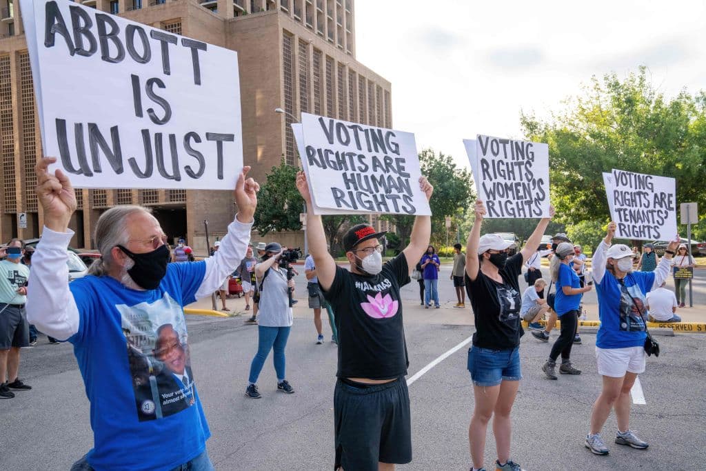 90% de los texanos están preocupados por el futuro del estado, según encuesta
