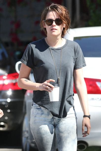 Sin duda la actriz luce mejor con este corte y parece estar muy cómoda.