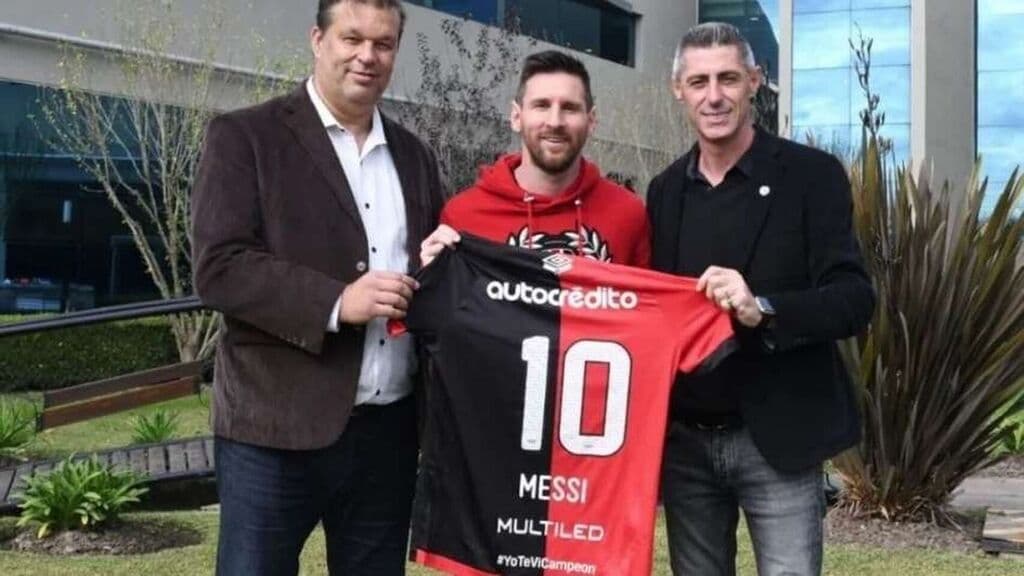 Dirigente de Newell's sobre Messi: “Si viene lo va a hacer con nuestra camiseta"
