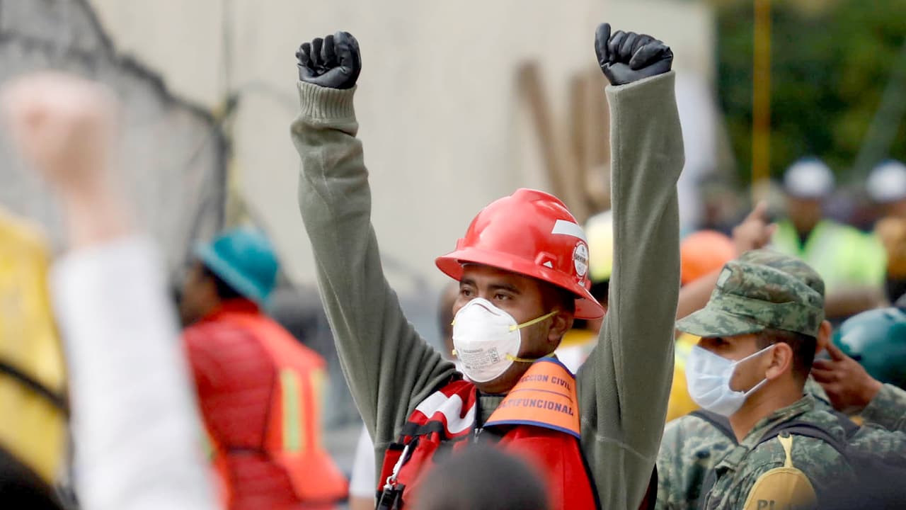 Lo que se sabe de las labores de rescate tras el colapso de la escuela Enrique Rébsamen en México