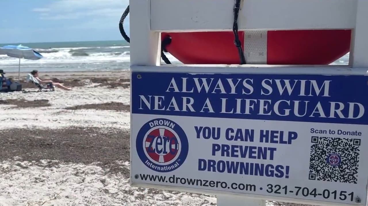 Héroes anónimos mueren en Cocoa Beach al salvar a niño: advierten sobre resaca