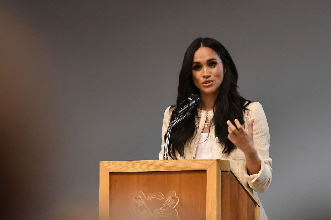 <b>El proceso legal que Meghan Markle</b> interpuso en contra de la editorial Associated Newspapers Limited (ANL), por una nota que publicó The mail On Sunday donde mostraba fragmentos de la carta que le escribió a su padre Thomas Markle en 2018, sigue su curso.
<br>