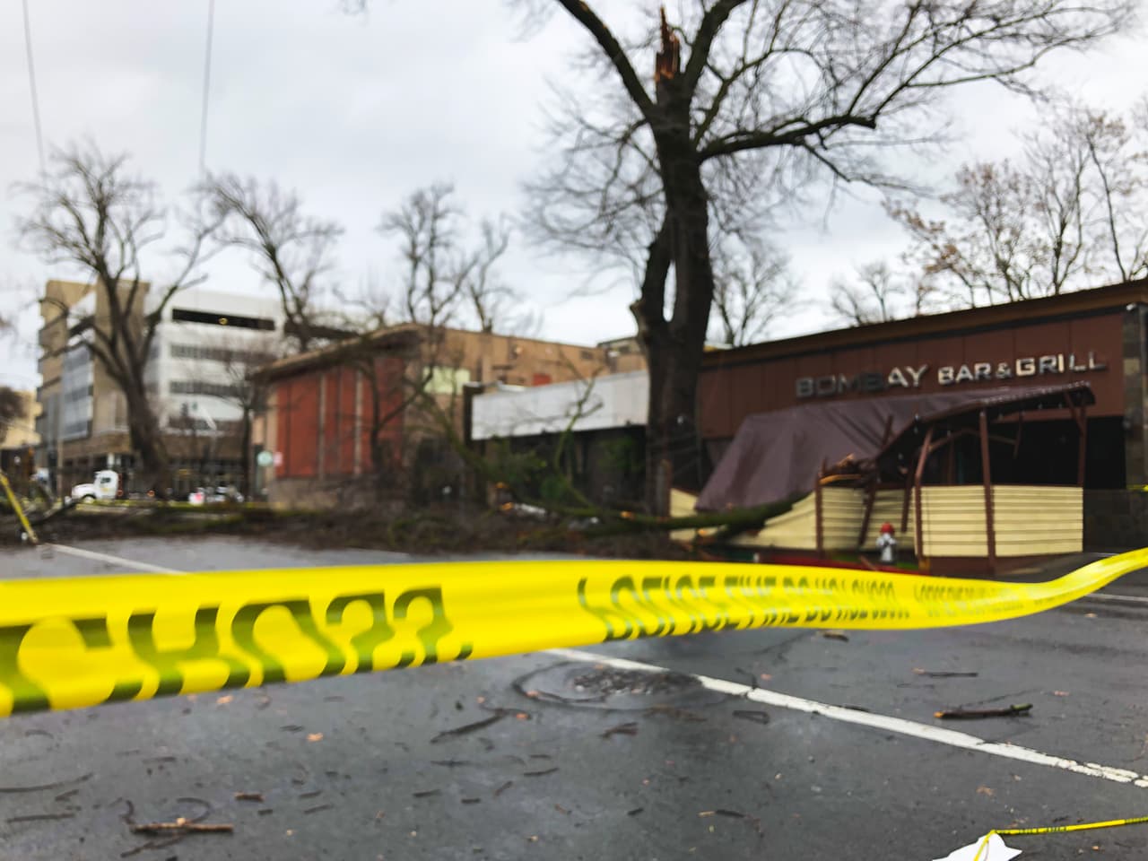 Los fuertes vientos ya pasaron, pero el Servicio Meteorológico Nacional pronostico varios días más de posible lluvia y nieve en el norte de California.