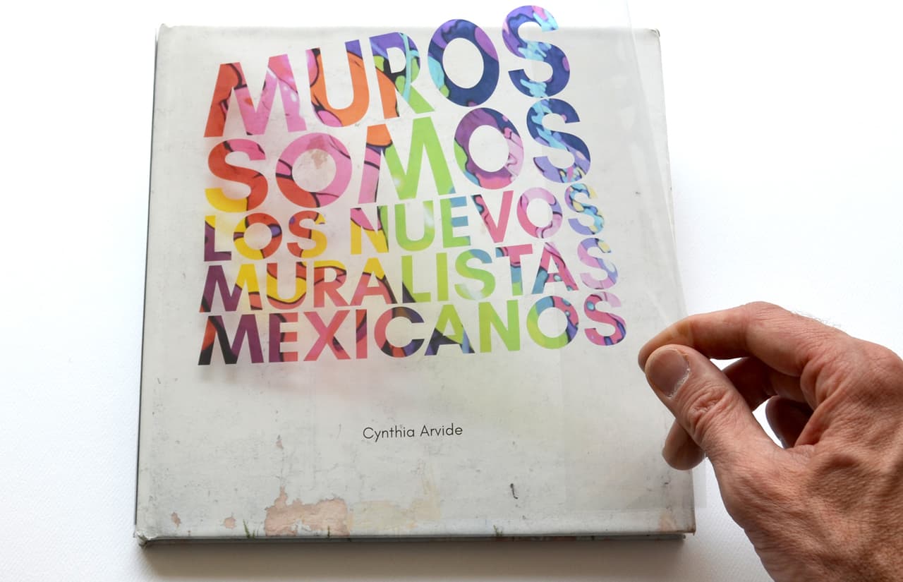 Puedes preordenar el libro aportando 600 pesos mexicanos (poco más de 30 dólares) en su campaña de Kickstarter.
