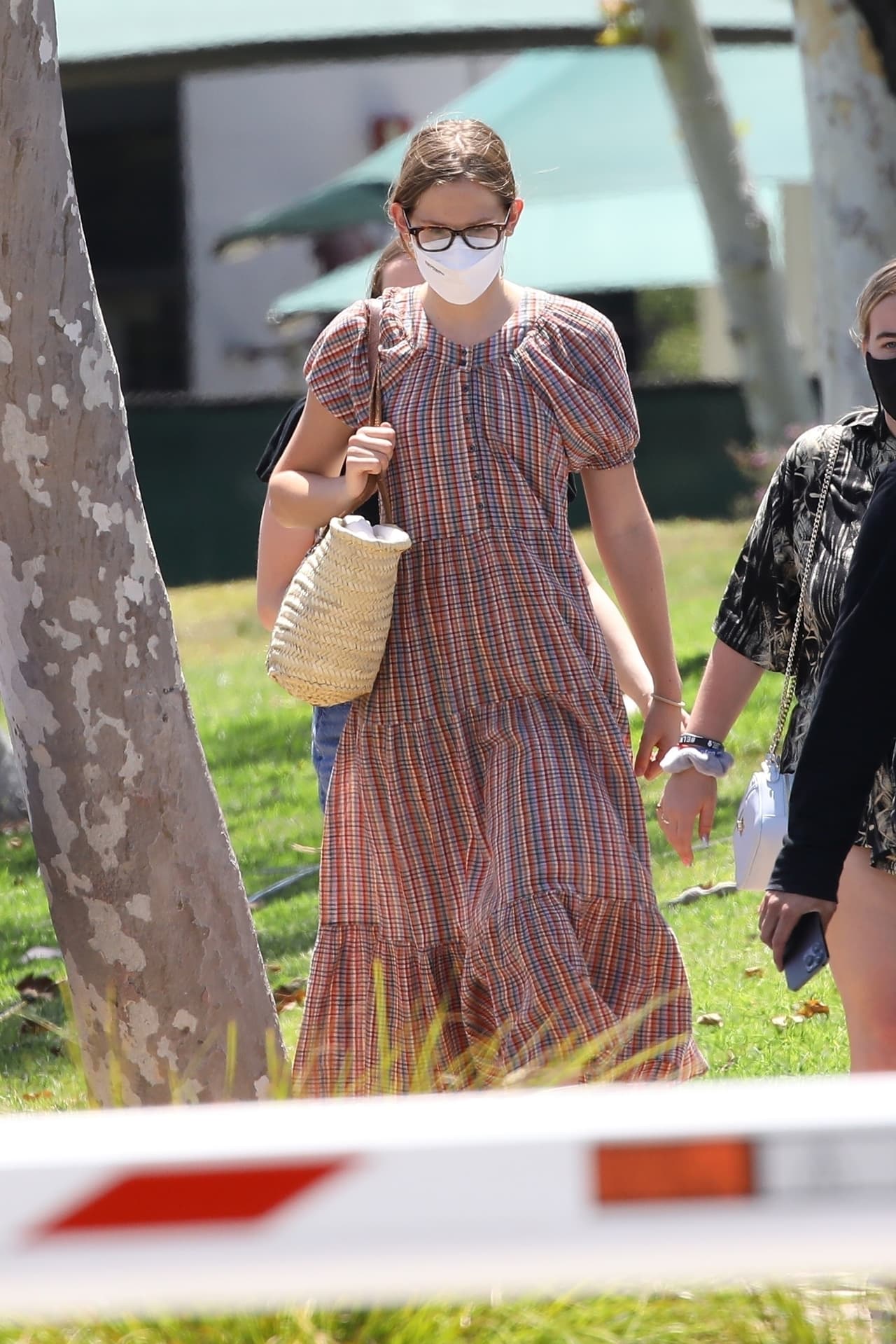 Al respecto, una fuente “bien ubicada de Hollywood” afirmó que, presuntamente, Violet tomó la decisión de no acompañar a su padre en tan importante ocasión por apoyar a Garner.
<br>