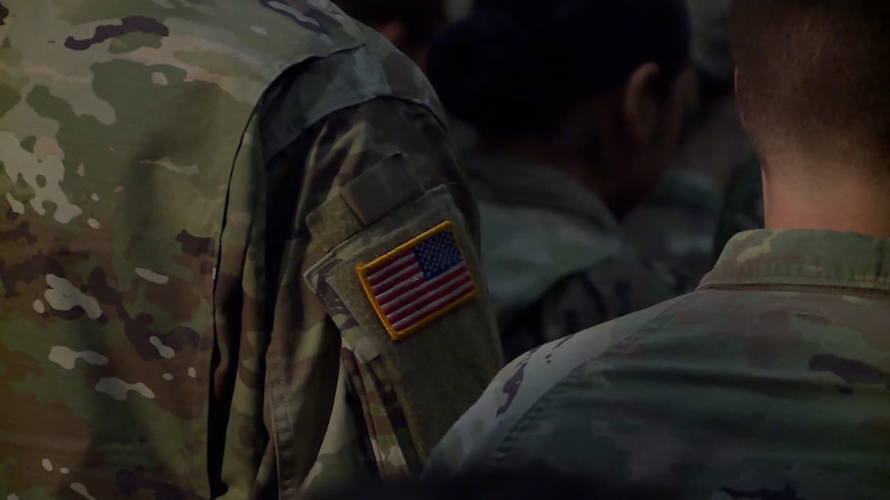 ¿Pueden los militares negarse a obedecer órdenes? Esto dicen los expertos