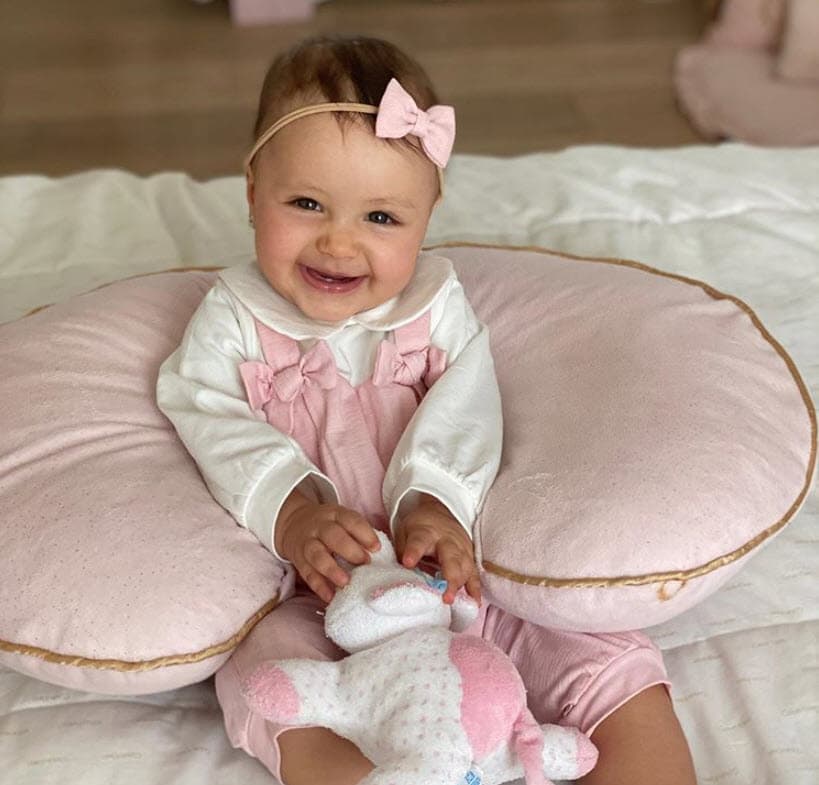 Durante casi 3 años, la actriz de La Desalmada estuvo unida en matrimonio con el empresario de origen libanés y de esa relación 
<b><a href="https://www.univision.com/famosos/marlene-favela-da-luz-a-su-primera-hija-fotos">nació Bella Seely</a></b>.