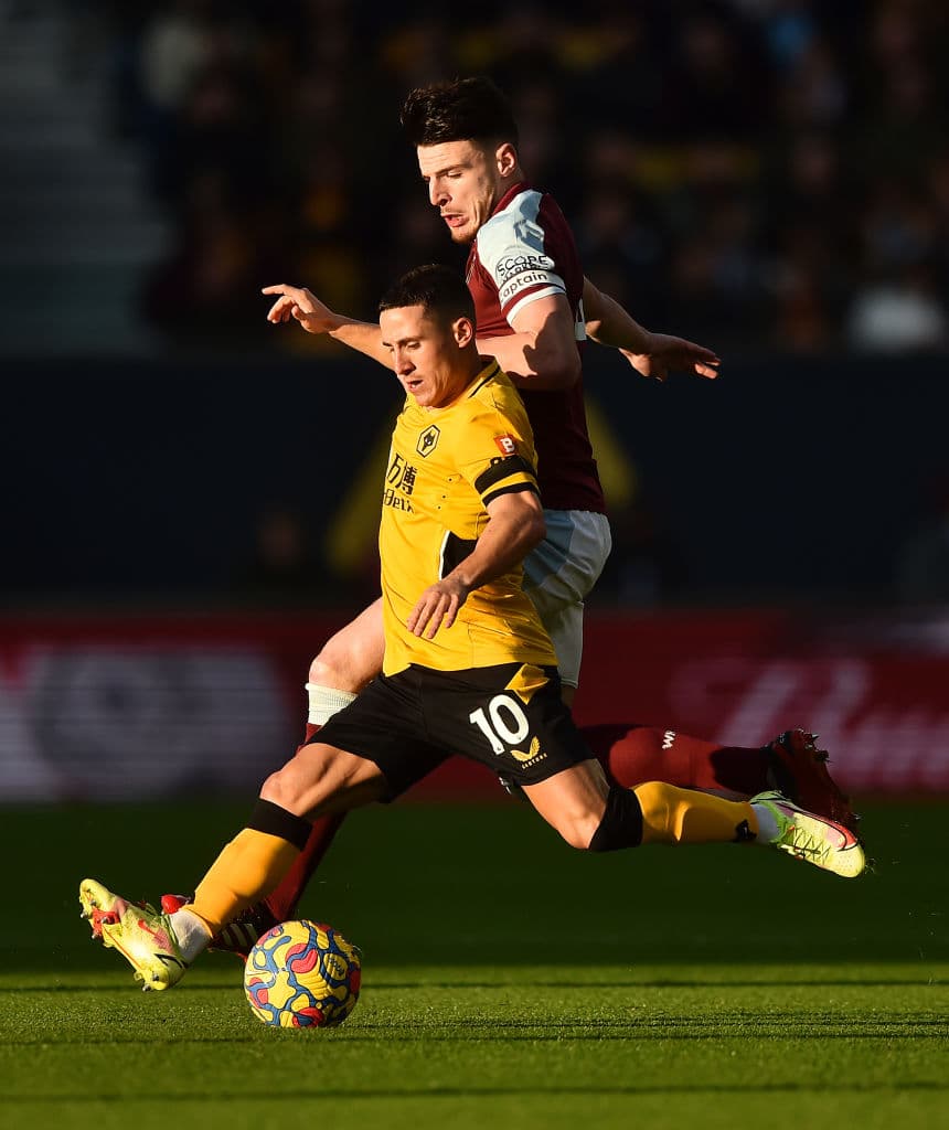 El lobo mexicano volvió a tener gol con los Wolves y los locales vencen 1-0 al West Ham United.