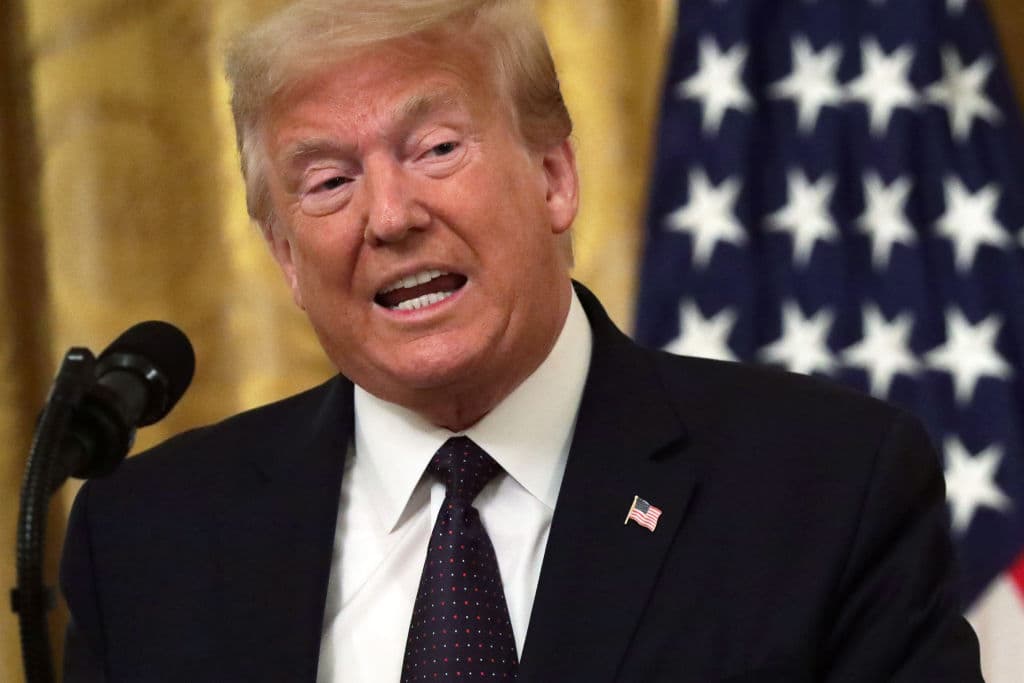 Tras anuncio de restricción de visas, denuncian que Trump usa la pandemia para cambiar la política migratoria