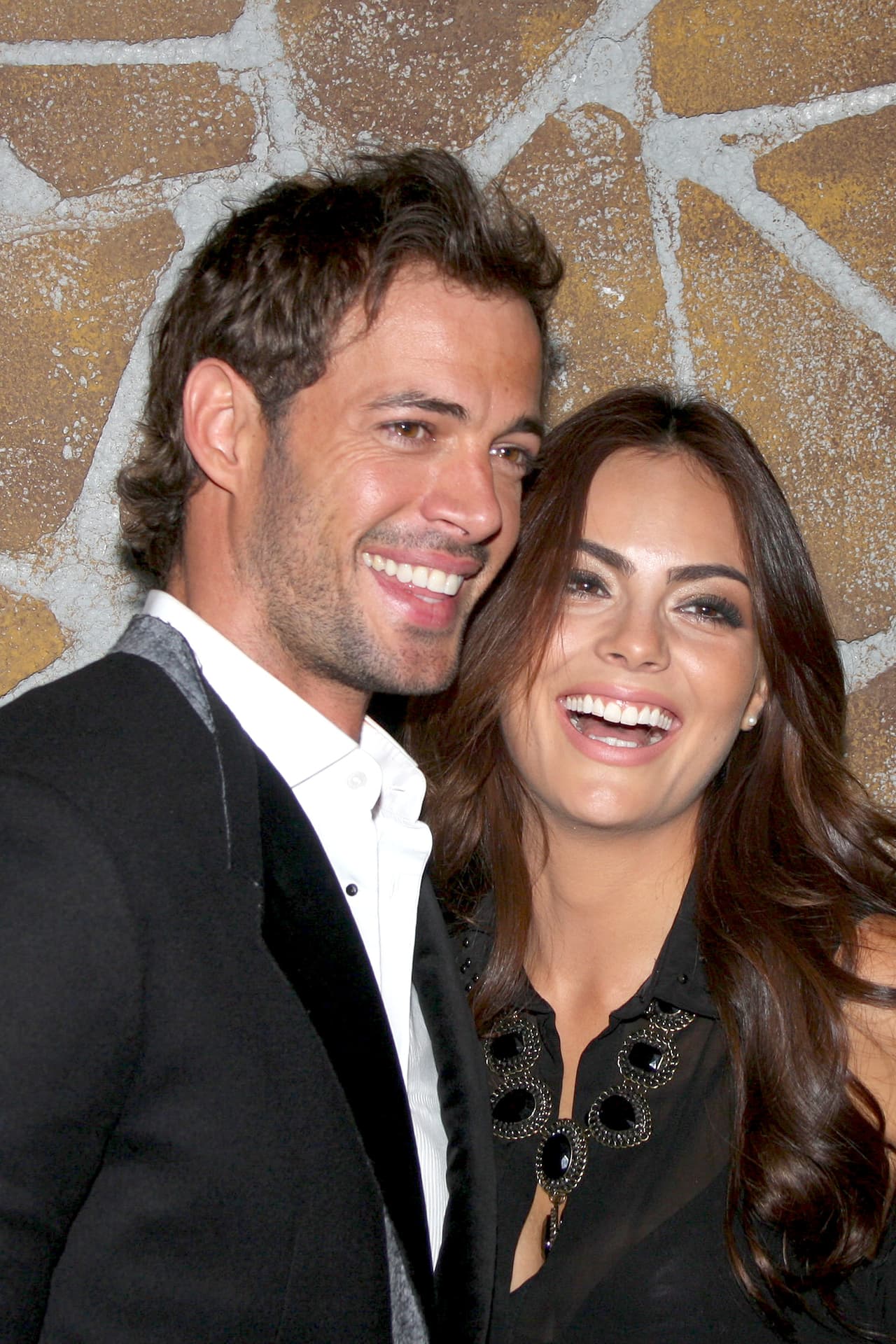 Incluso se rumoró que William había dejado a Elizabeth Gutiérrez para estar con la modelo mexicana.