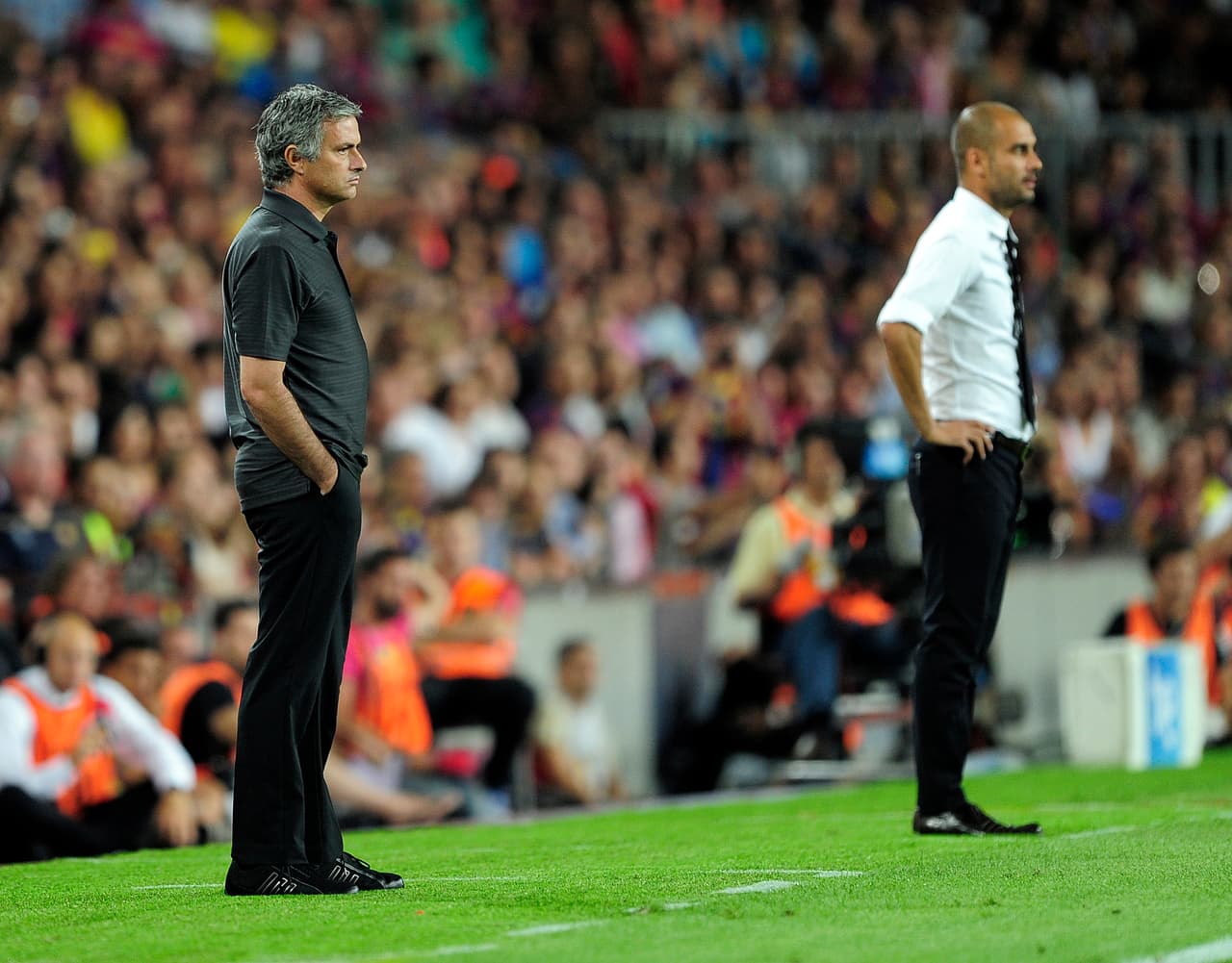 En el encuentro hubo polémica pues el árbitro le anuló un gol a Pedro por un fuera de lugar muy dudoso y Guardiola habló sobre ello. “Una decisión de dos centímetros de un juez de línea que tiene muy buena vista nos ha anulado un gol de Pedro”.