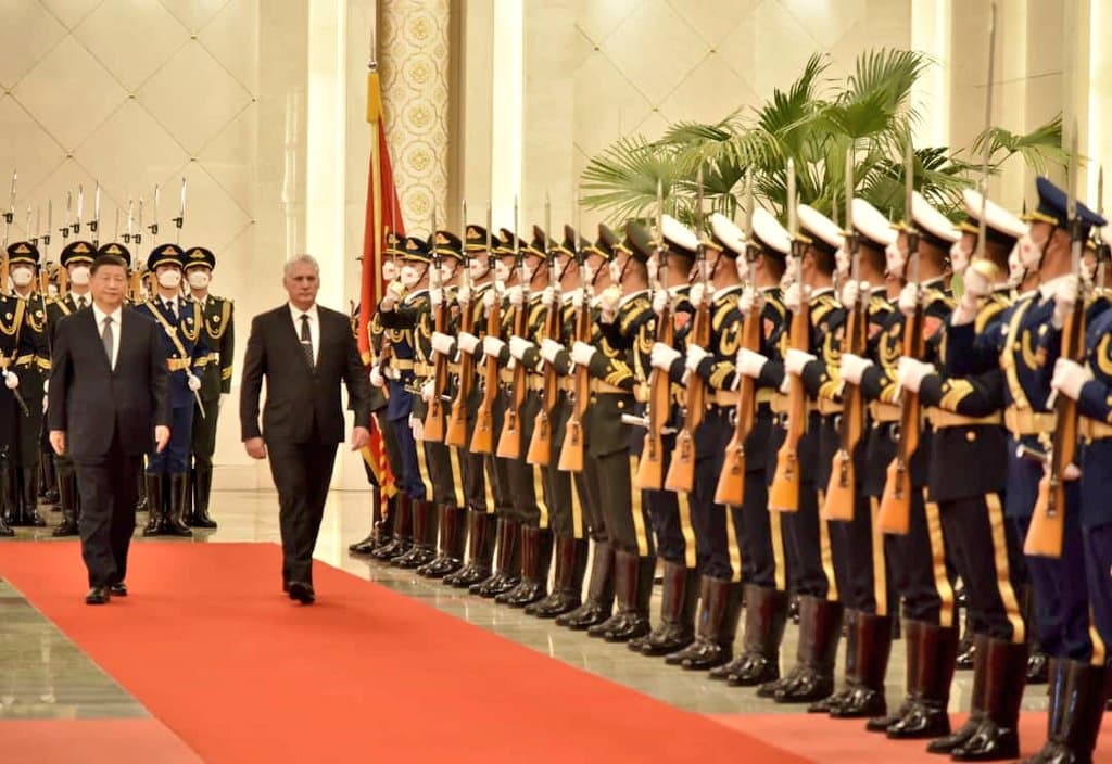 Miguel Díaz-Canel is received by Chinese President Xi Jinping, Nov 24, 2022.