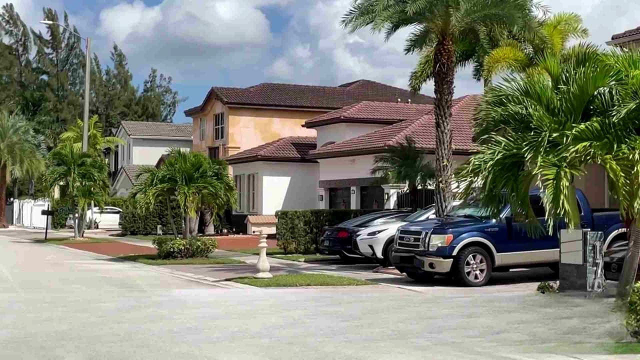 Propietarios de Florida atentos al debate sobre eliminación de impuestos a la propiedad
