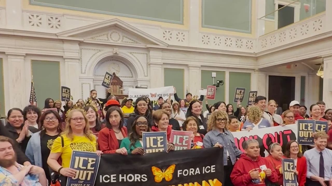 Organizaciones proinmigrates presentan al Concejo de Filadelfia ley ‘ICE Out’; ¿qué sigue?