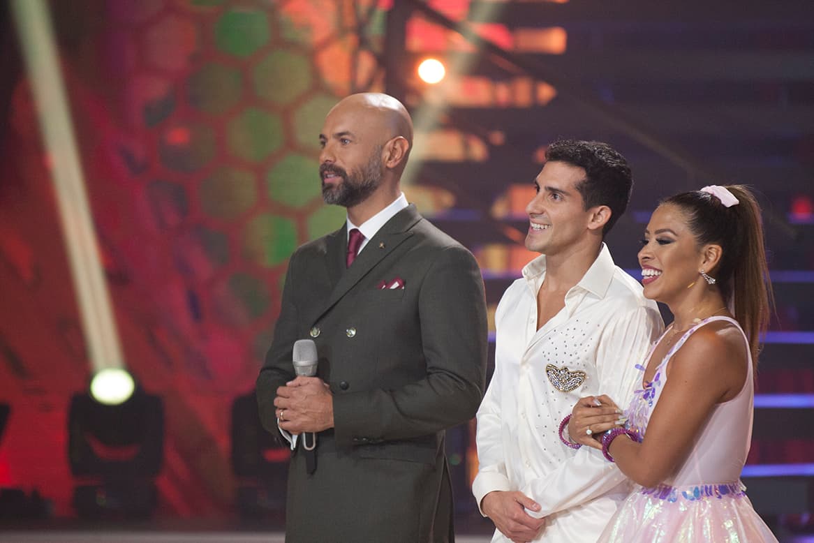 ¡Wow, Rommel! El clavadista se lució en esta segunda gala y con su baile 'Walking On Sunshine', dejó claro que cuando se concentra en algo puede lograr cosas increíbles. Los jueces celebraron la alegría que dejó en el escenario, y él recibió las críticas con una sonrisa.