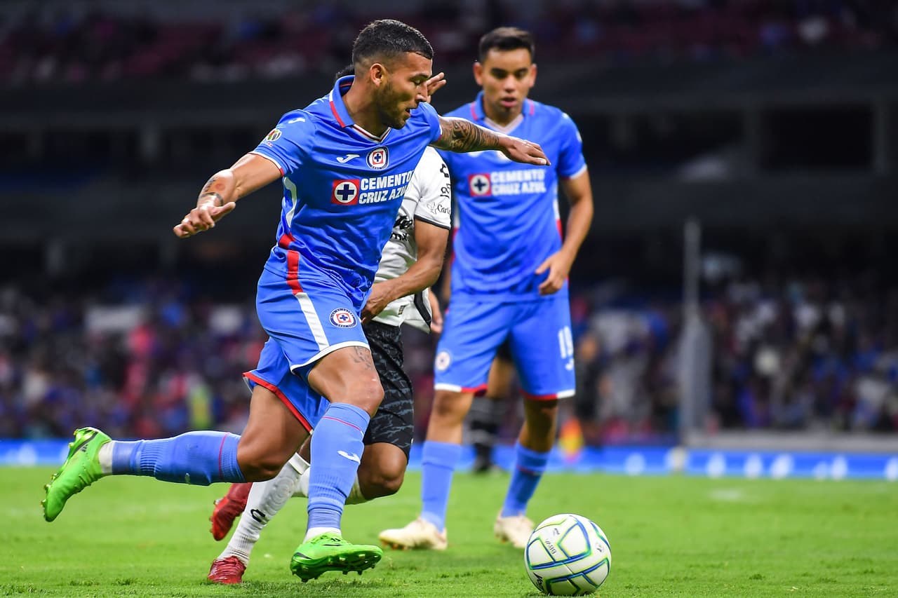 Los Xolos sorprendieron a Cruz Azul en el Azteca y ya son cuartos en la clasificación.