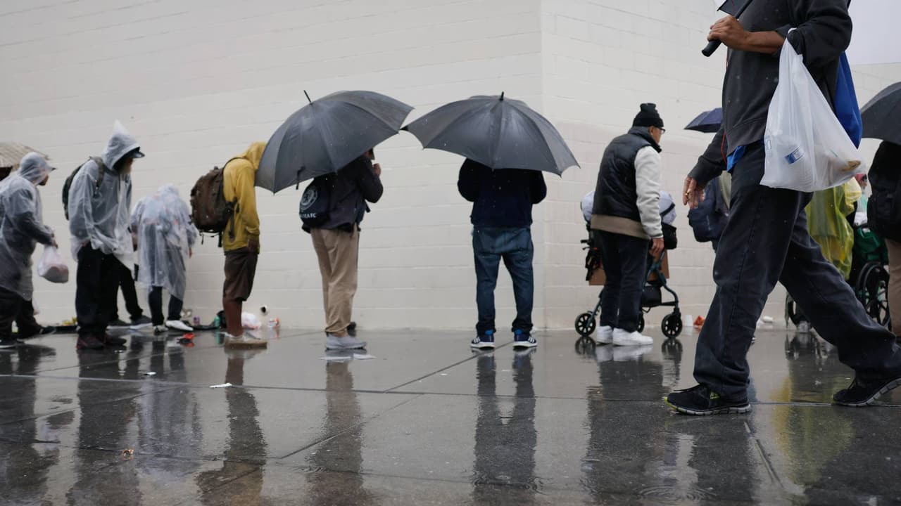 California apunta a tener el noviembre más lluvioso desde 1985: 23 millones de personas en alerta