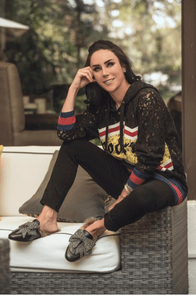 Incluso, para estar un día en la comidad de su hogar, así es como luce la bella Inés.