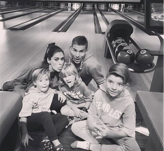 La conductora se lleva muy bien con su esposo y también con las dos hijos que él tuvo con Paola Carus, su anterior esposa.