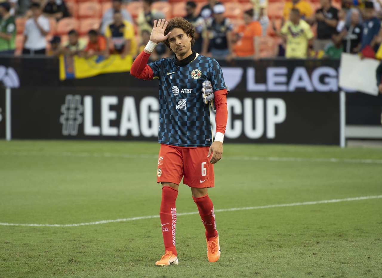 Un autogol de Bruno Valdez de último minuto y un penal fallado por Leonel López dio a Tigres el pase a la final.
