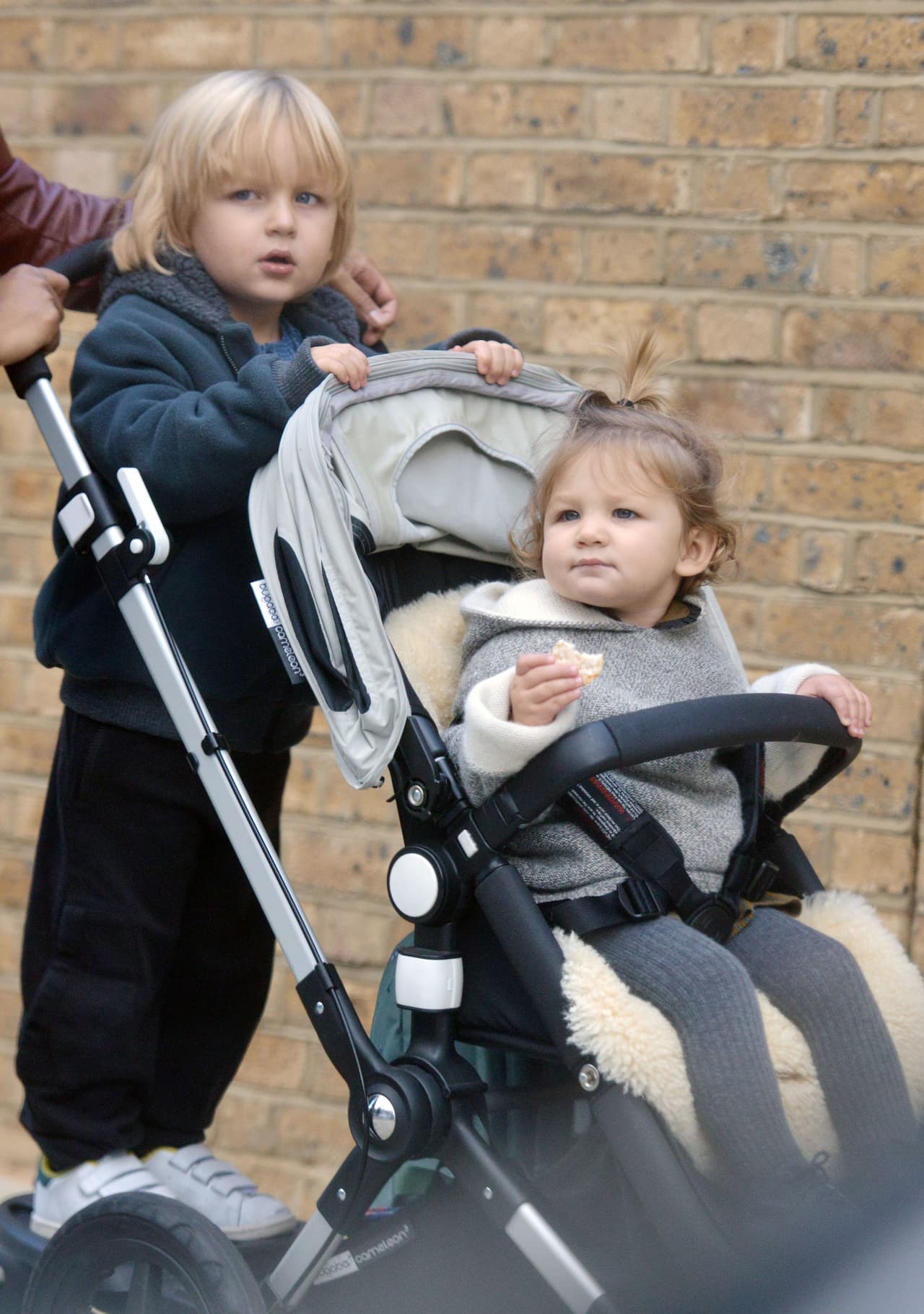 India nació en abril de 2015 y Alexandre Andrea en marzo de 2013.